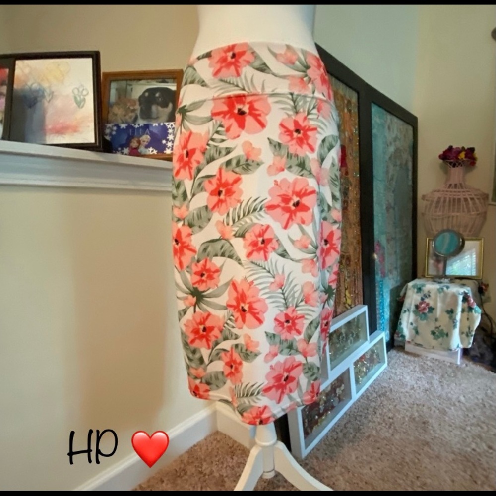 Sweet size XL CUTE pencil Skirt flower print